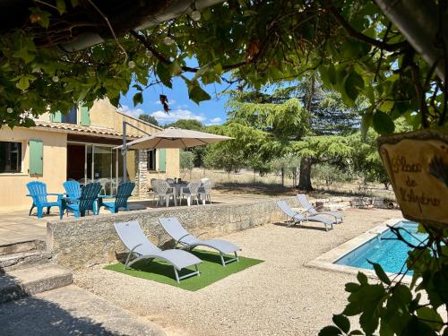 Κήπος έξω από το Maison avec piscine - Luberon