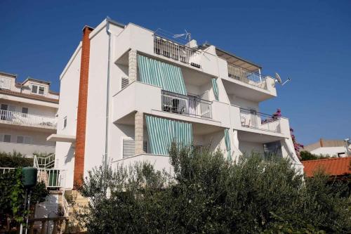 Apartment Okrug Gornji 8