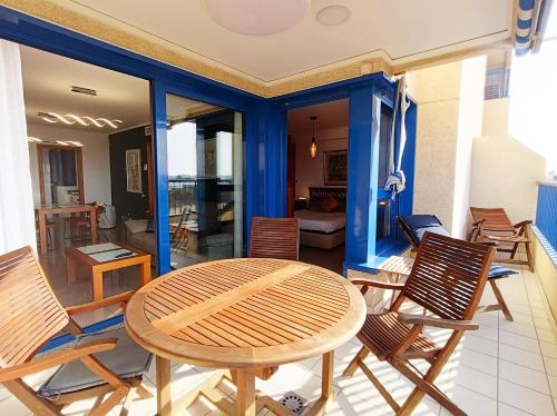 Patacona Beach 2br-apt with sunny terrace