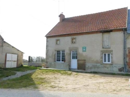 Maison familiale avec jardin clos, proche station thermale - FR-1-489-562