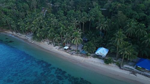 Gallery image of NATUA'S BEACH RESORT in Liminangcong