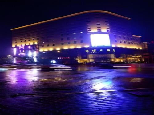 Bangunan di mana terletaknya hotel