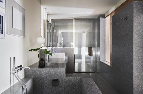 Posezení v ubytování Kimpton Da An Taipei- an IHG Hotel
