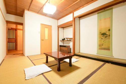 Gambar di galeri bagi Kongo Sanmaiin di Koyasan