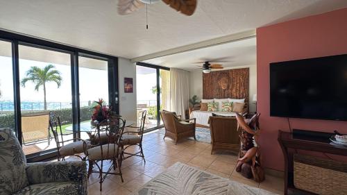 Μια τηλεόραση ή/και κέντρο ψυχαγωγίας στο Condos in Hololani