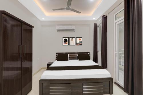 Katil atau katil-katil dalam bilik di HOTEL O Raghav Vaidehi Inn