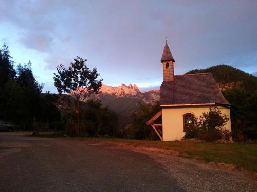 Vue générale sur la montagne ou vue sur la montagne depuis la maison de vacances