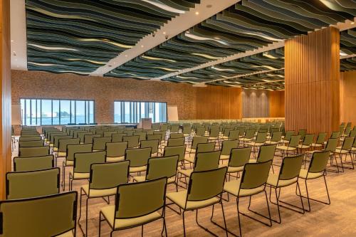 Barceló Nasandhura Maleにあるビジネスエリアまたは会議室