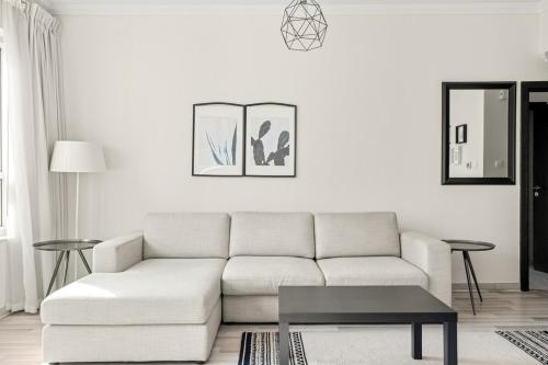 Elegant 1-Bedroom Apartment in Dubai Marina