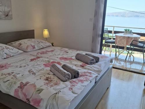 Apartments Luka & Leona - Two Bedroom Apartment with Balcony Luka