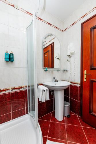 Un baño de Hotel Savoy