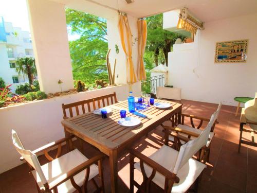 Piso con Vistas, Cerca de Playa Pet-Friendly, Ideal para Senderismo y Bicicleta, Piscina y Wi-Fi - ES-258-52