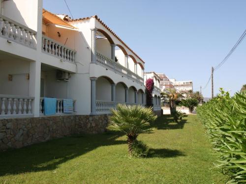 Appartement bord de mer à Empuriabrava avec parking