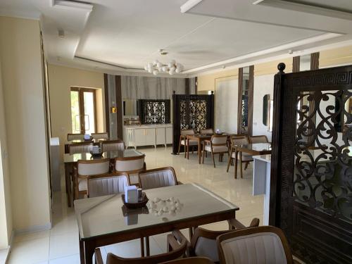 Εστιατόριο ή άλλο μέρος για φαγητό στο Hotel crystal palace