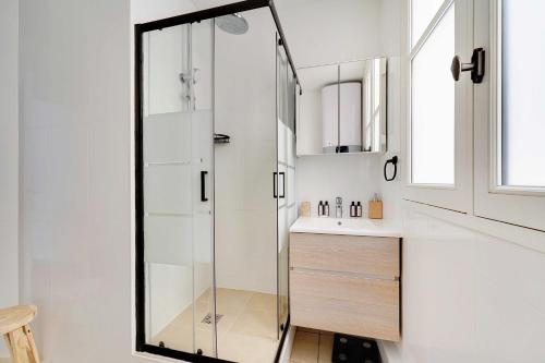 Et badeværelse på Pleasant studio - 2P - Near Tuileries Louvre