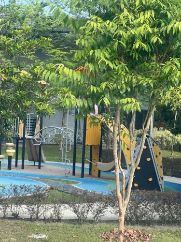 SAMPOISGT VILLA HOMESTAY - Near Bangi Avenue, BACC, UKM, GMI, EVO, Bangi Gateway, KIPMallの敷地内または近くにあるプール