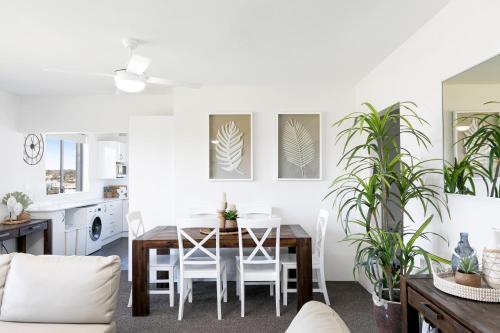 Kuchyň nebo kuchyňský kout v ubytování Chilling Bayside Waterfront