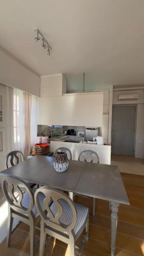 Dapur atau dapur kecil di Poseidonia Luxury