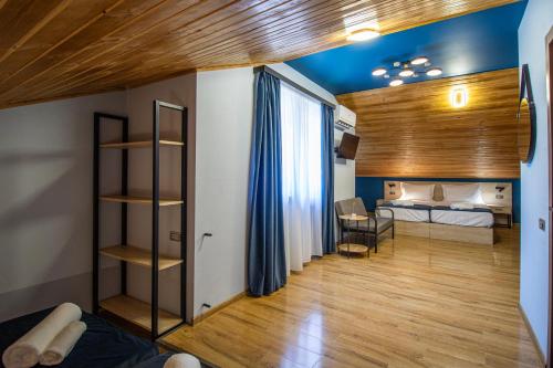 Cama o camas de una habitación en Hotel Tvisi Tbilisi