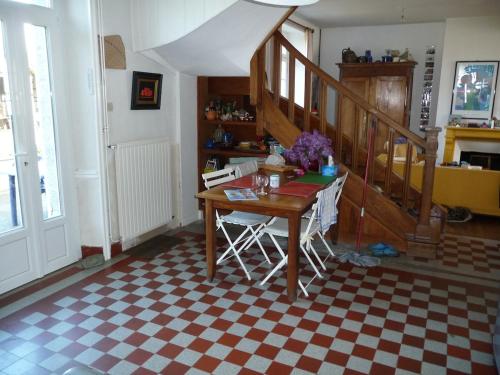 Φωτογραφία από το άλμπουμ του House with garden 500 m from beach-shore σε Saint-Brieuc