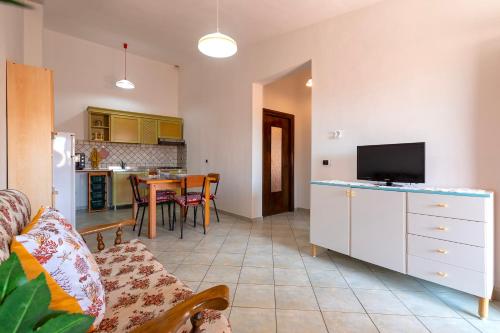 Kuchyň nebo kuchyňský kout v ubytování House Leoni