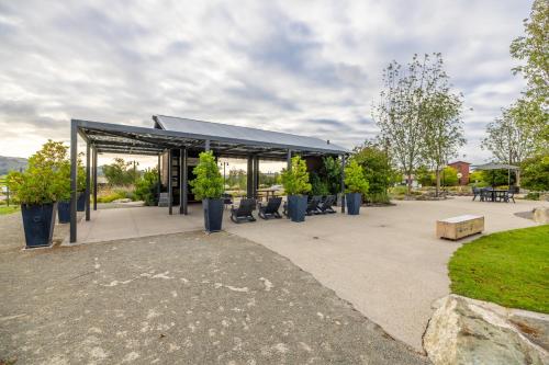 Fotografie z fotogalerie ubytování #Marbella Lane - Curated 5BR in Upscale RMV Haven v destinaci Ladera Ranch
