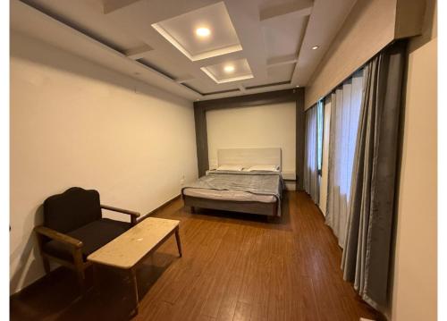 Letto o letti in una camera di Hotel Golden City