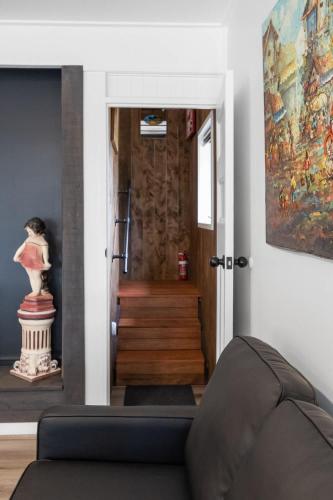 Ein Sitzbereich in der Unterkunft Spacious Barossa Retreat with Balcony Views