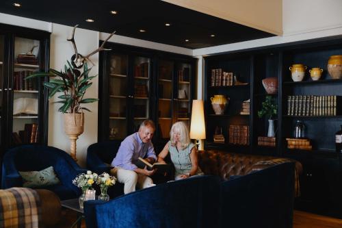 Clientes alojados en Wingrove House