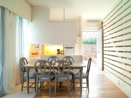 Ruang duduk di Poseidonia Luxury
