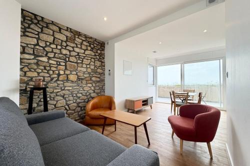 Χώρος καθιστικού στο T2 rénové Terrasse & Vue mer 180 et charme