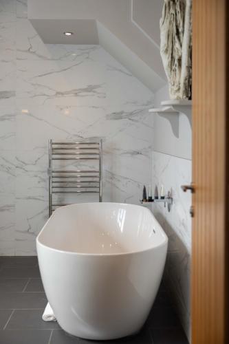 Un baño de Wingrove House
