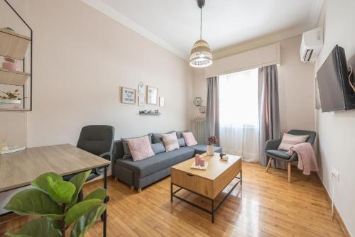 Ble Elia Karyatis Suite