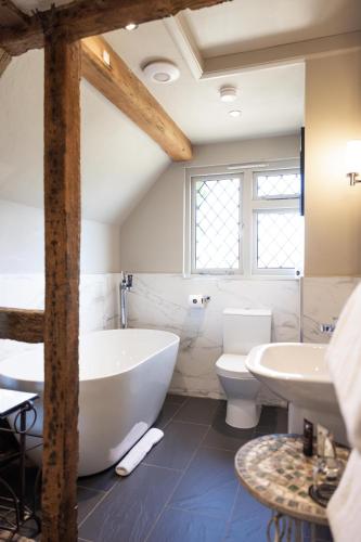 Un baño de Wingrove House