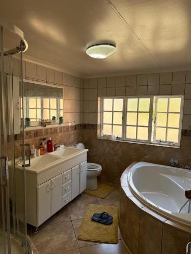 Un baño de CR BnB GUEST HOUSE
