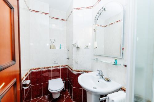 Un baño de Hotel Savoy