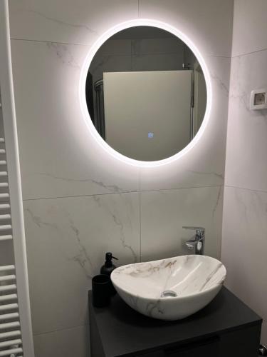 Lux & Modern 1BDR APT, Free Parking