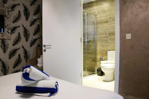 Un baño de The Red Farm Relais & Spa
