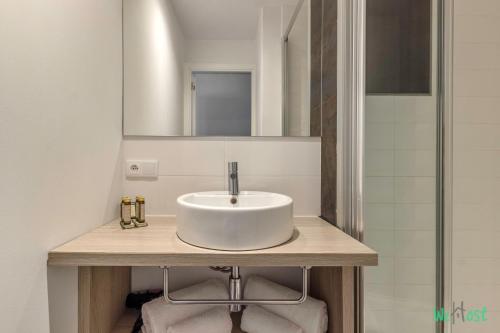 Ένα μπάνιο στο Louis Vicat 1 - CI - Appartement for 4 - Parc Expo P de Versailles
