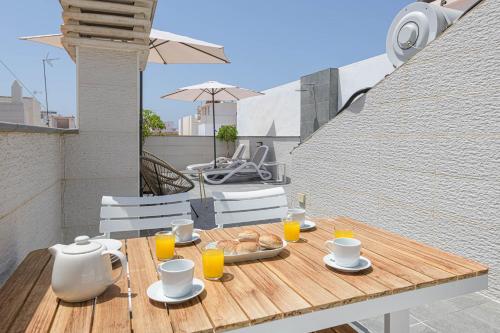Balkón alebo terasa v ubytovaní Nueva 22 Suites in Nerja by Solaga Holiday Homes