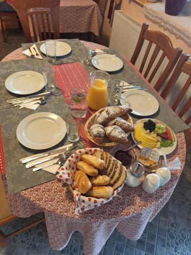 Photo de la galerie de l'établissement Rooms Ravnik, à Bled