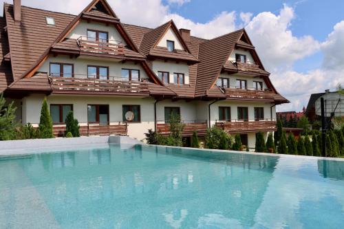 Willa Stożek, 50 m od term i wyciągów narciarskich