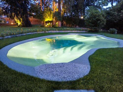 Πισίνα στο ή κοντά στο Suite Exclusive in Villa Buttafava
