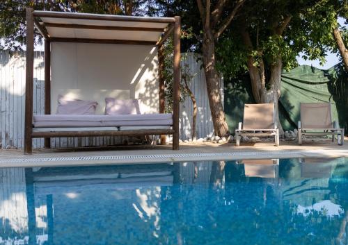 Gyra Villas - Villa Adonis with private pool