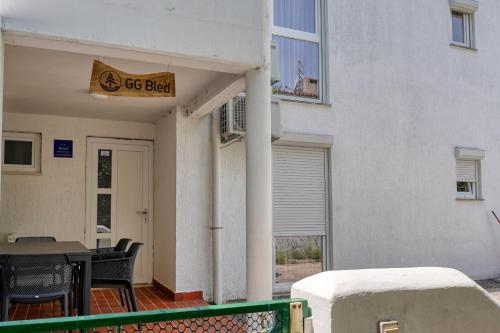 Μπαλκόνι ή βεράντα στο Easy and Simple Barbariga apartments
