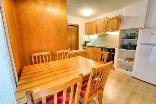 Η κουζίνα ή μικρή κουζίνα στο Easy and Simple Barbariga apartments