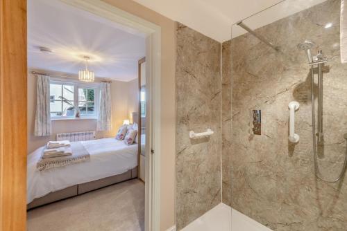 Ένα μπάνιο στο Rose Bank Cottage