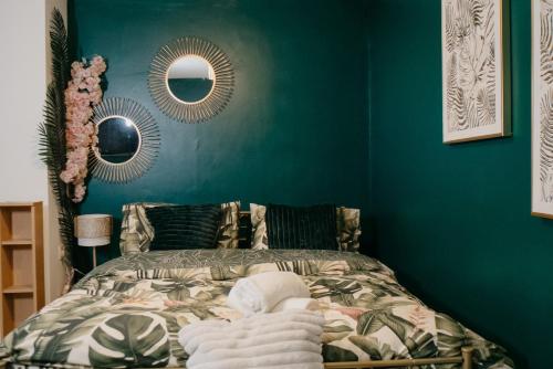 Katil atau katil-katil dalam bilik di Firdaus Central Huddersfield Apartments