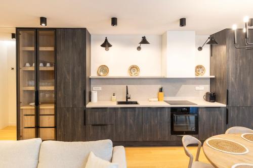 Luxury Sun Garden by Belmont Realty