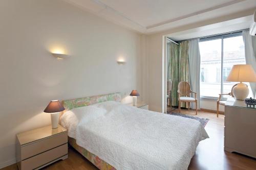 REF 1233 - Cannes Croisette - Apartment for rent